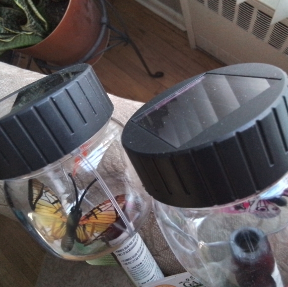 Garden Solar Stake Lights with Butterfly Design - Picture 2 of 4